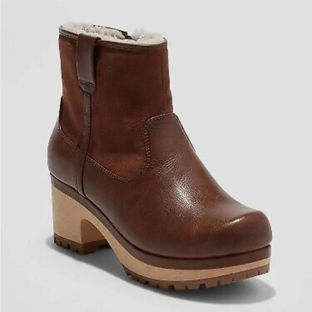 NWT Universal Thread Women's Fawn Clog Boots - Picture 1 of 8